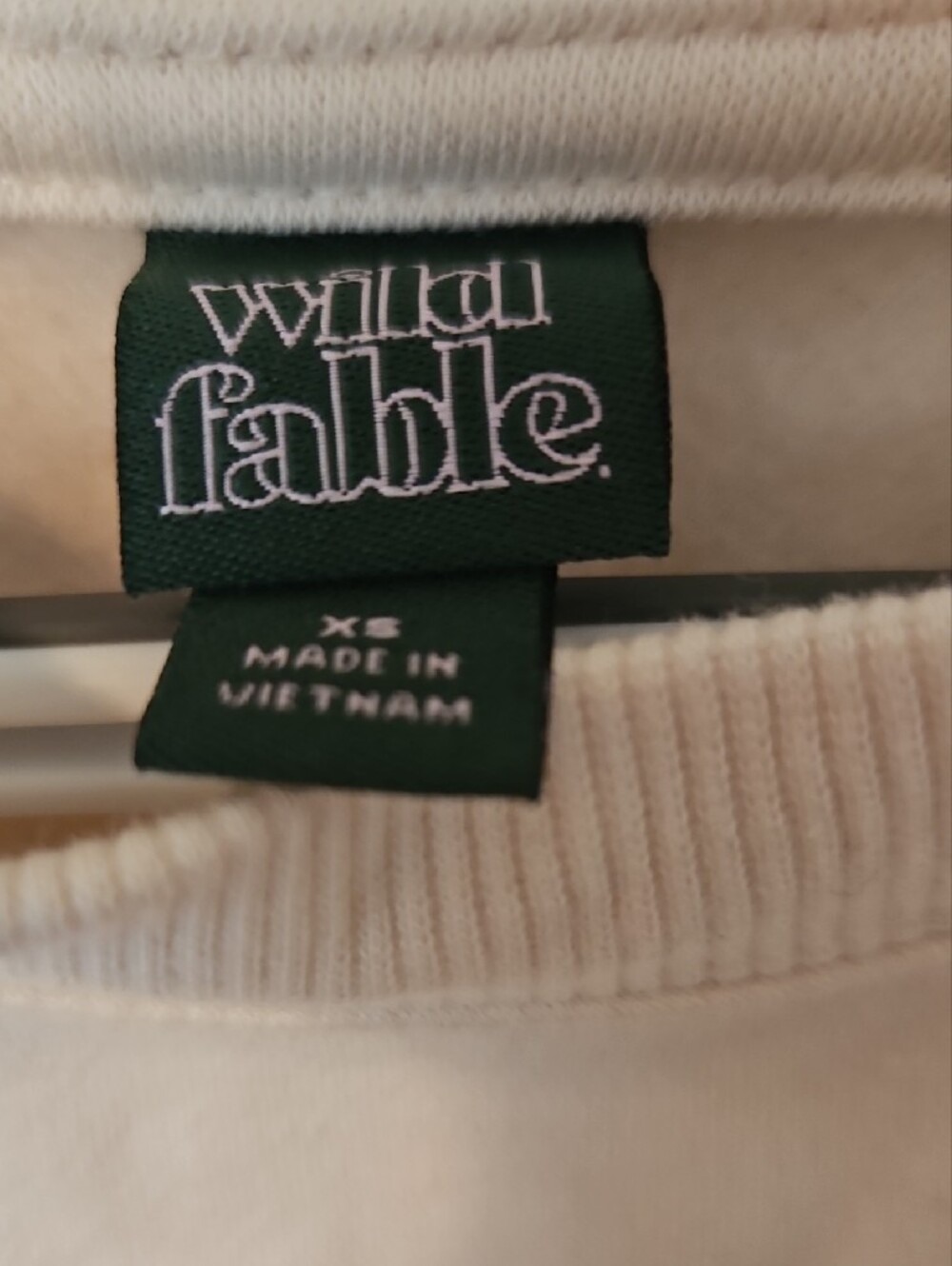 wild fable Cream Cropped Crewneck Sweatshirt - Picture 2 of 3